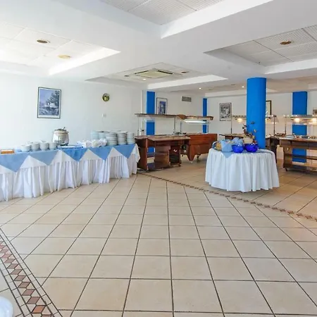 Aparthotel Paramount Protaras