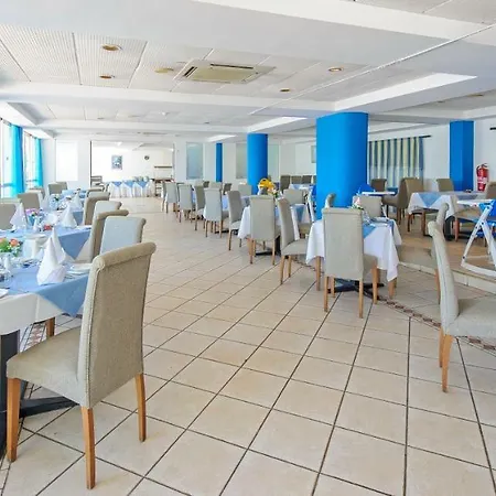 Paramount Aparthotel Protaras