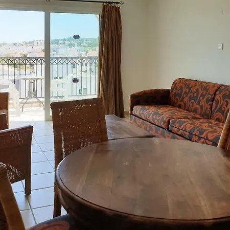 Aparthotel Paramount Protaras